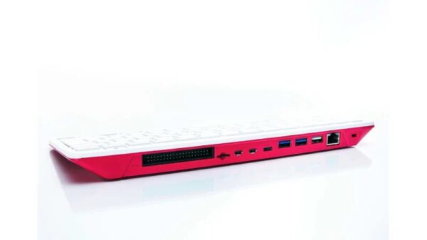 Computer Raspberry Pi 400 con layout tastiera in Italiano